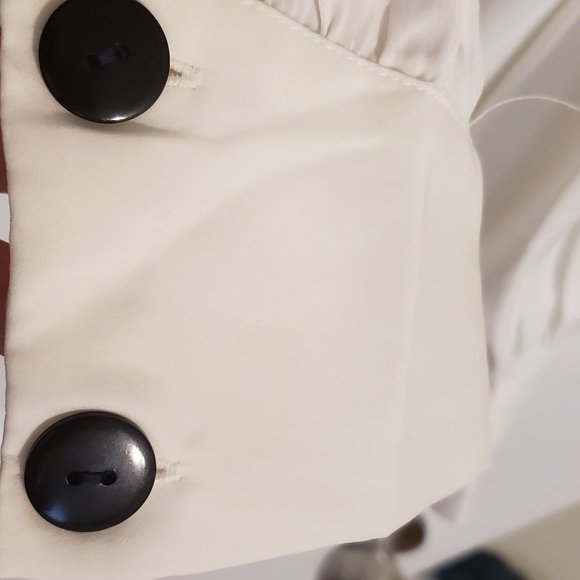 Vero Moda Button Sleeve Top: Size S - Picture 9 of 12